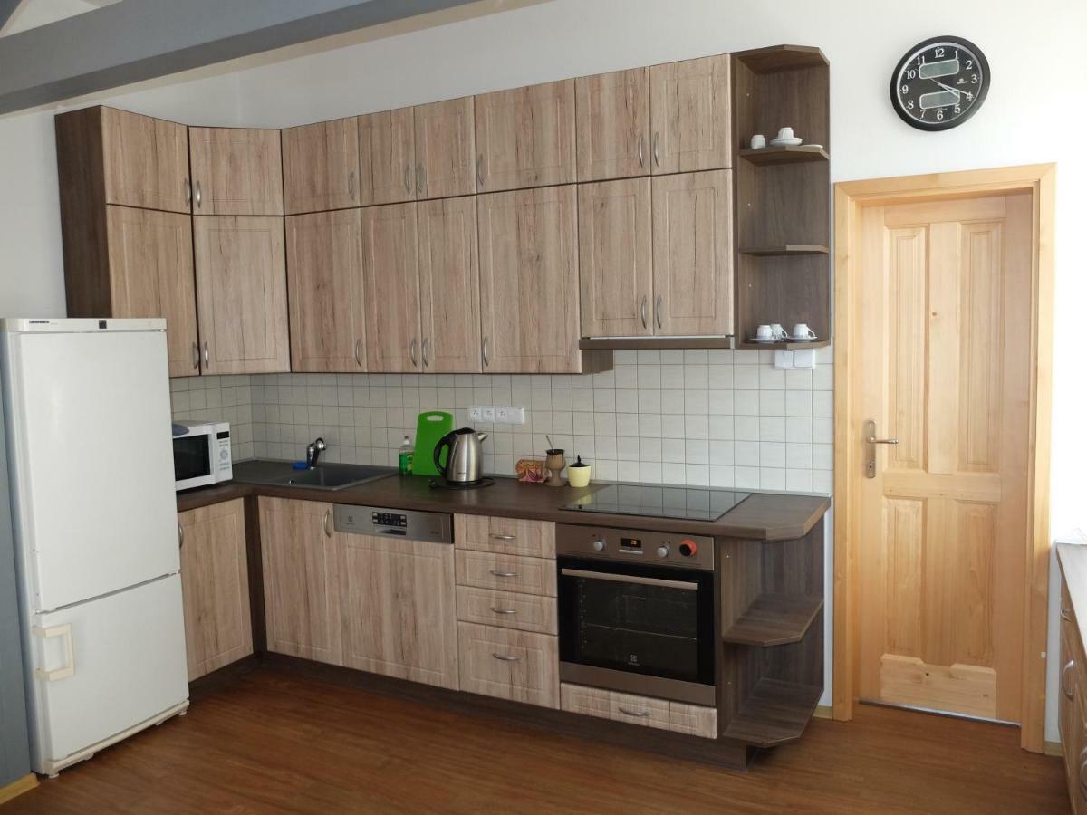 Apartment Trebon Luaran gambar